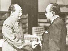 1974年5月，大妈首相兼巫统主席拉萨与中共总书记毛泽东会面。
